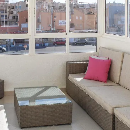 3 Bedroom Lovely In Holiday home