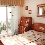 3 Bedroom Lovely In 또레비에하