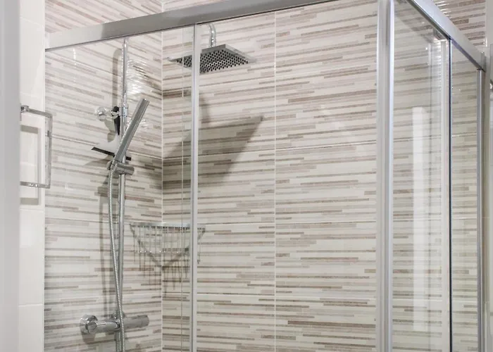 3 Bedroom Lovely In בית נופש טורבייחה